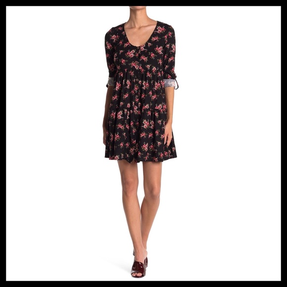 KENEDIK Floral Tiered Ruffle Rib Knit Dress - Picture 4 of 7